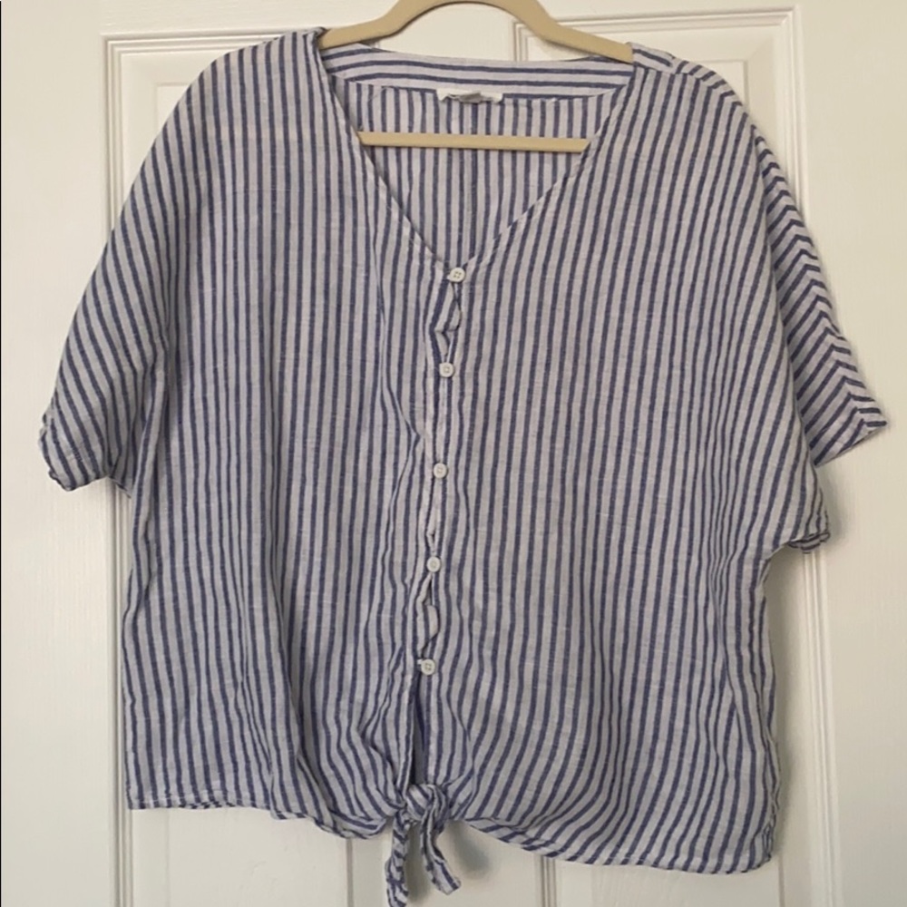 Beach lunch lounge striped shirt